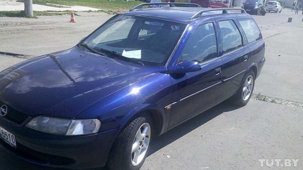 Opel Vectra      $5350.   1,6 