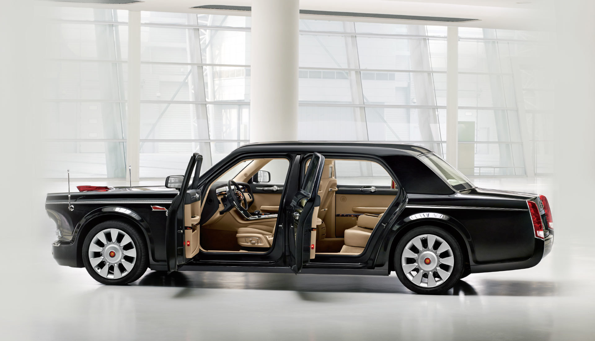   Hongqi ( ) 