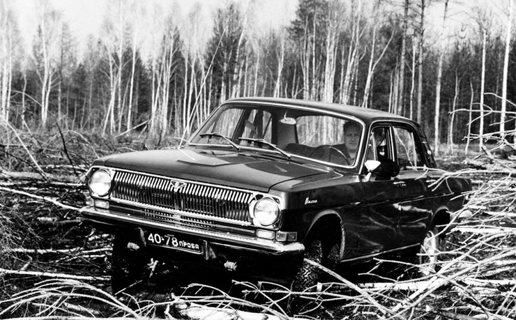 При создании ГАЗ-24-95 использовали серийные узлы УАЗ-469 и кузов «Волги». Сделали четыре или пять экземпляров. Картинка