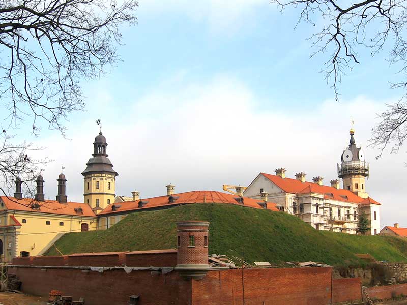 Замок Радзивиллов в Несвиже. Где отдохнуть в Белоруссии Фотографии. Фото