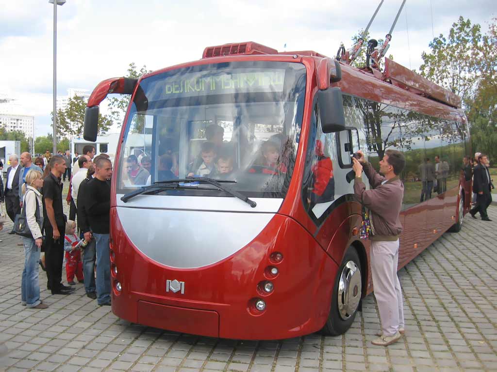 Белкоммунмаш. Троллейбус 4 поколения. Машиностроительные предприятия в Белоруссии