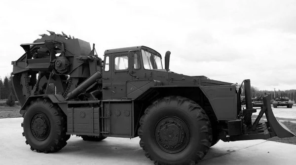 ������ ���-2 (���������-�����) � ��� (��������������) 