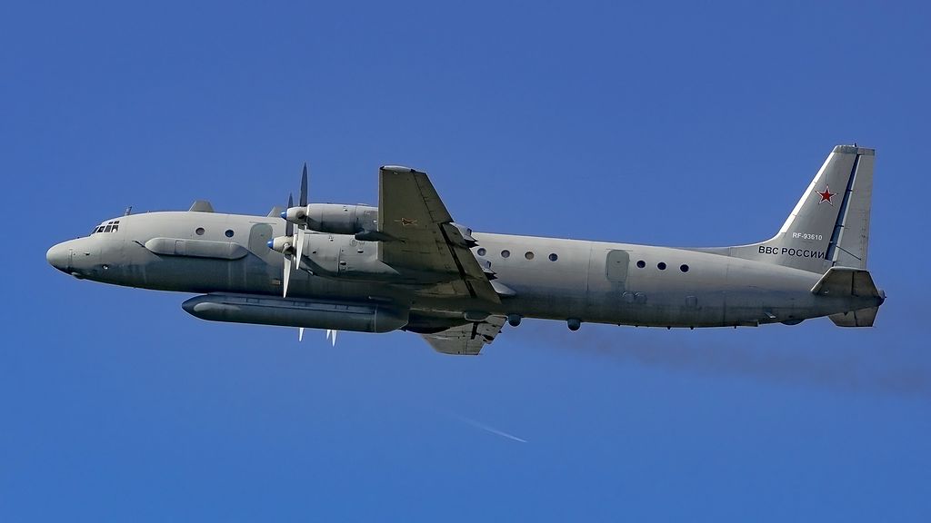самолёт радиоэлектронной разведки на базе пассажирского самолёта Ил-18