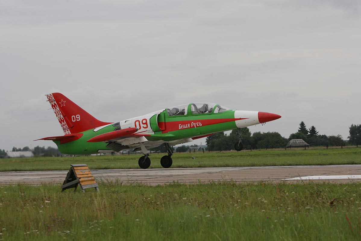 Самолет Л-39. Учебно-тренировочный самолет 