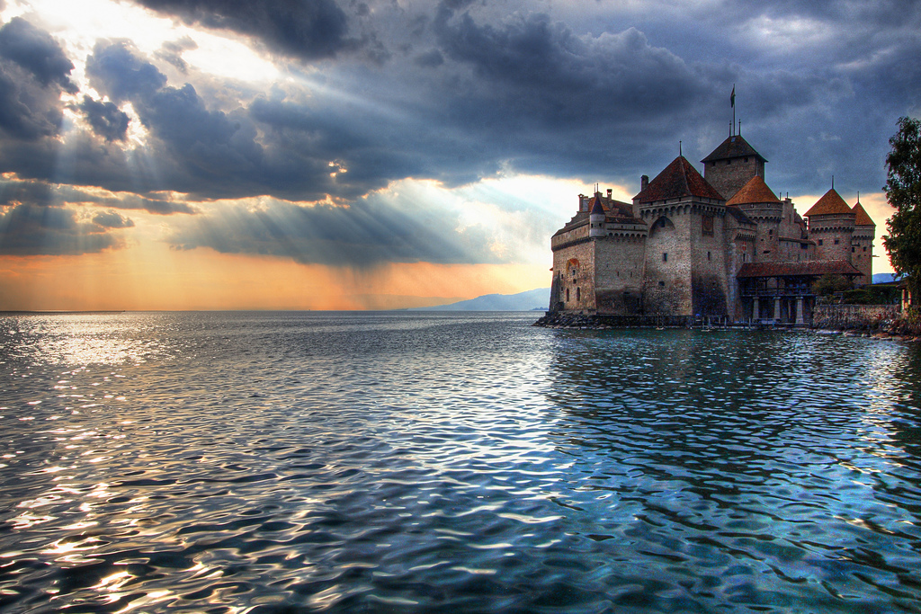 Шильонский замок. Фотография Швейцарии