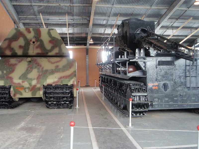 Танк Maus. Самый большой танк 2 мировой войны. фото
