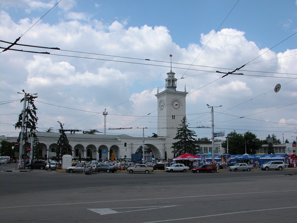 Железнодородный вокзал. Фотография Симферополя