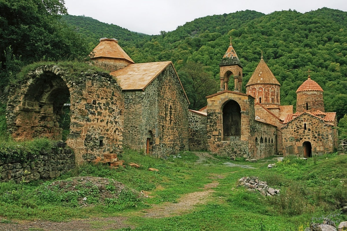 Монастырь Дадиванк. Фото Нагорного Карабаха
