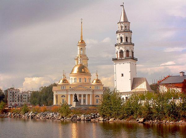 Падающая башня в Невьянске. Рассказ о Невьянске. Невьянская падающая ...