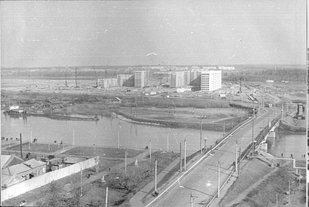 1976 дома по улице Сомбатхей
