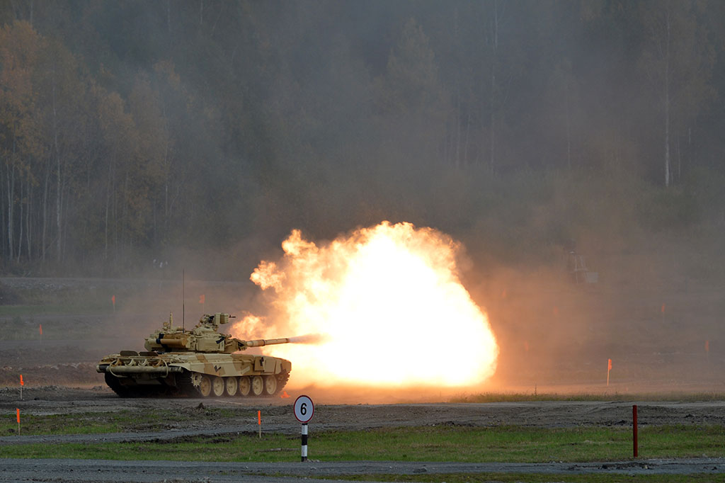  -90       10-   Russia Arms Expo.