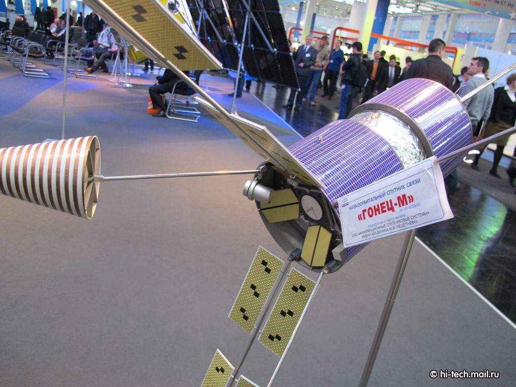  . -.  .   CeBIT 2011  .   . 